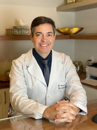 Foto de perfil do Dr. Ricardo Araujo, especialista em Otorrinolaringologia